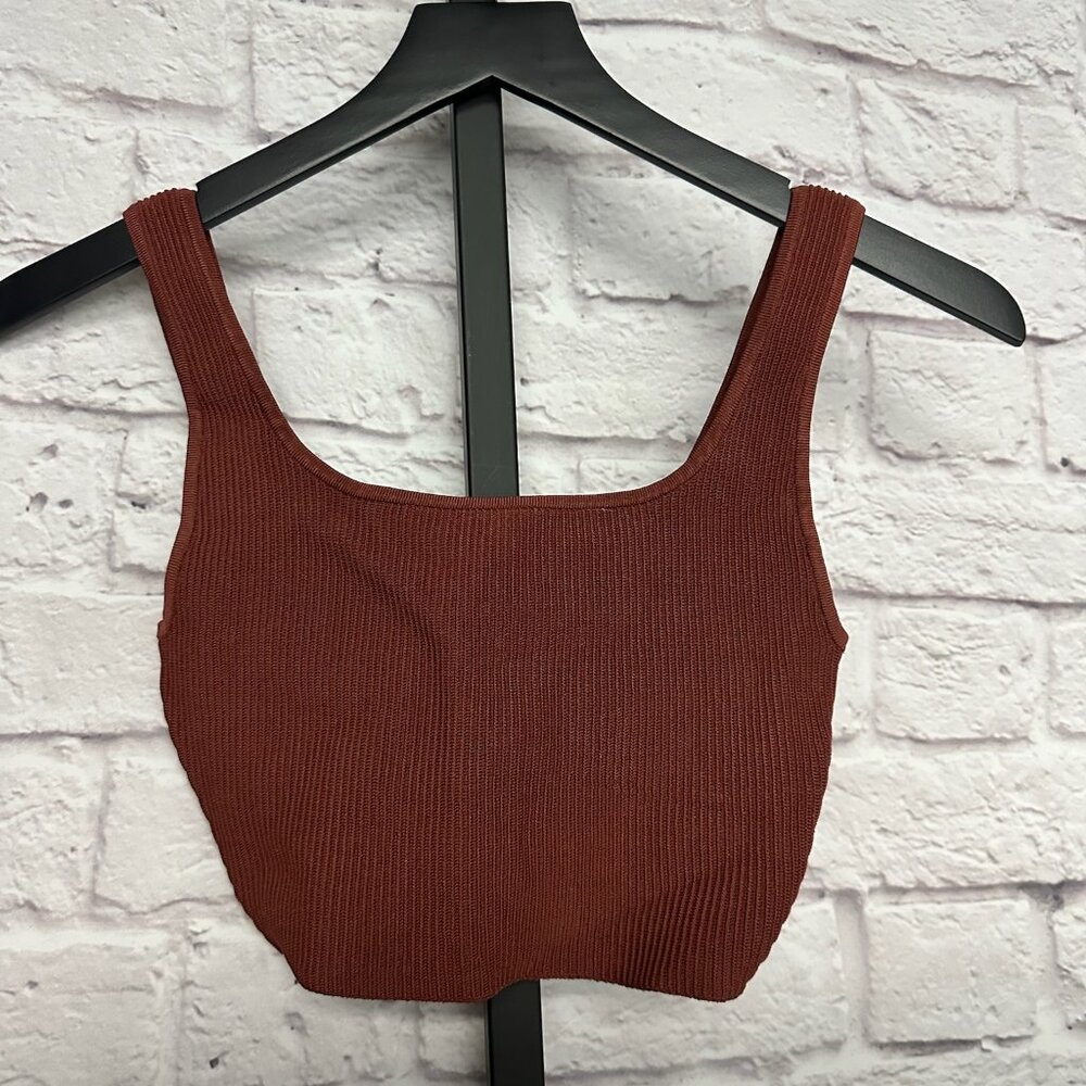 Aritzia / Babaton Red Cropped Tank Top - XS